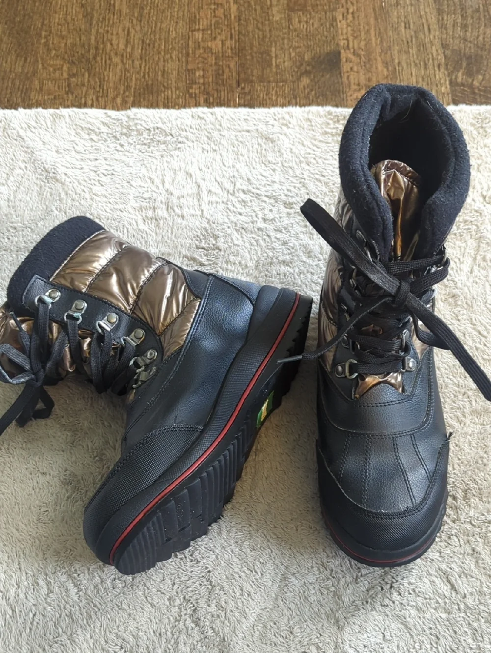 Cougar Canada Size 9M Puffer Waterproof Winter Duck Boots Black‎ Bronze Metallic